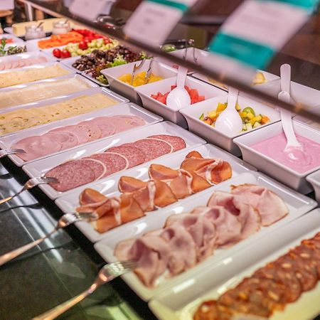 Philero Hotel Koeln エクステリア 写真